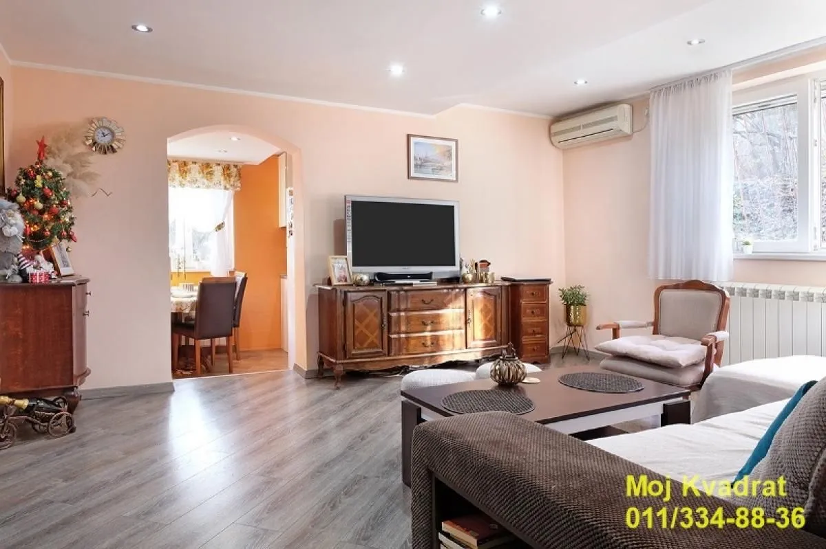 Sale, house, 214m², Zvezdarska Šuma, Zvezdara Sve Podlokacije