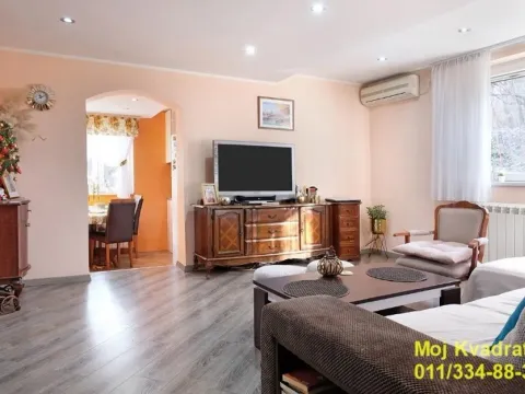 Prodaja, kuća, 214m², Zvezdarska Šuma, Zvezdara Sve Podlokacije - image 3