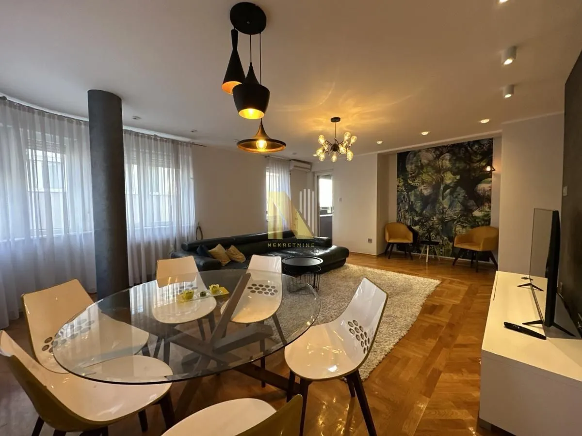 Prodaja, četvorosoban stan, 161m², Bulevar Oslobodjenja, Novi Sad Sve Podlokacije