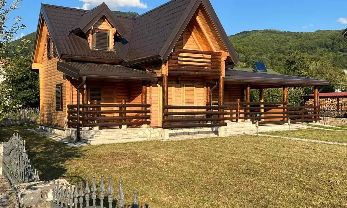 Prodaja, kuća, 180m², Kolašin, Crna Gora