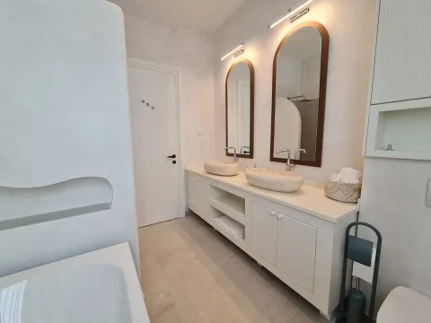 Prodaja, kuća, 280m², Reževići, Budva - image 9