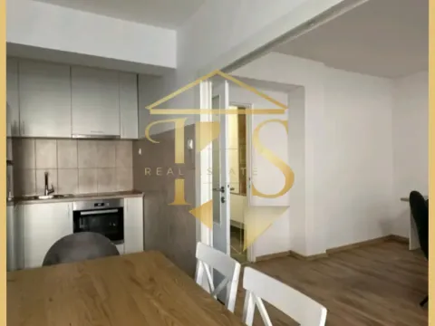 Izdavanje, dvosoban stan, 63m², Centar, Tivat - image 3