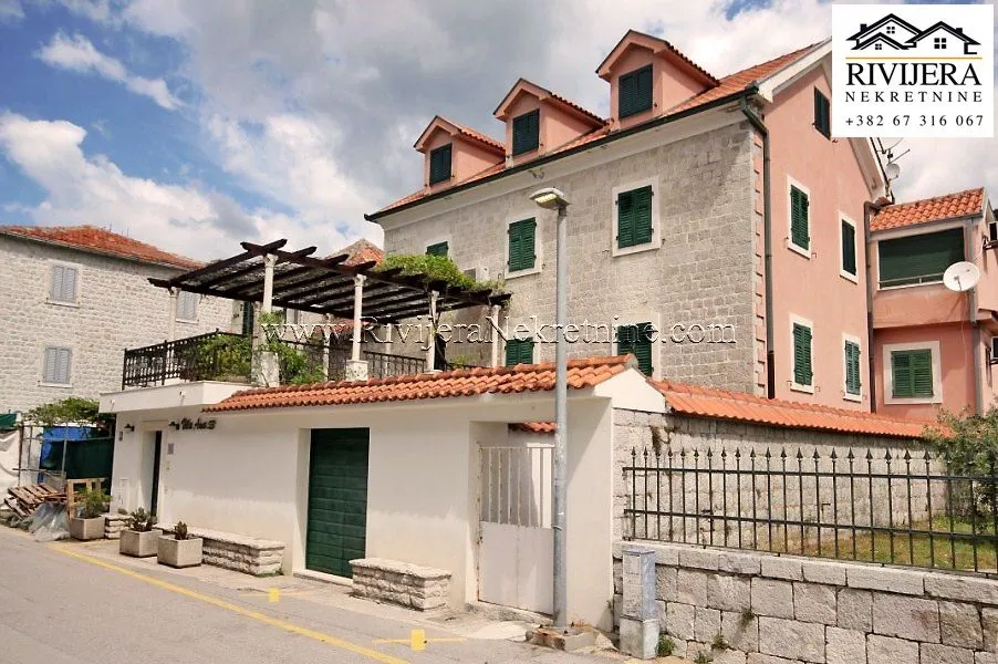 Sale, house, 230m², Meljine, Herceg Novi