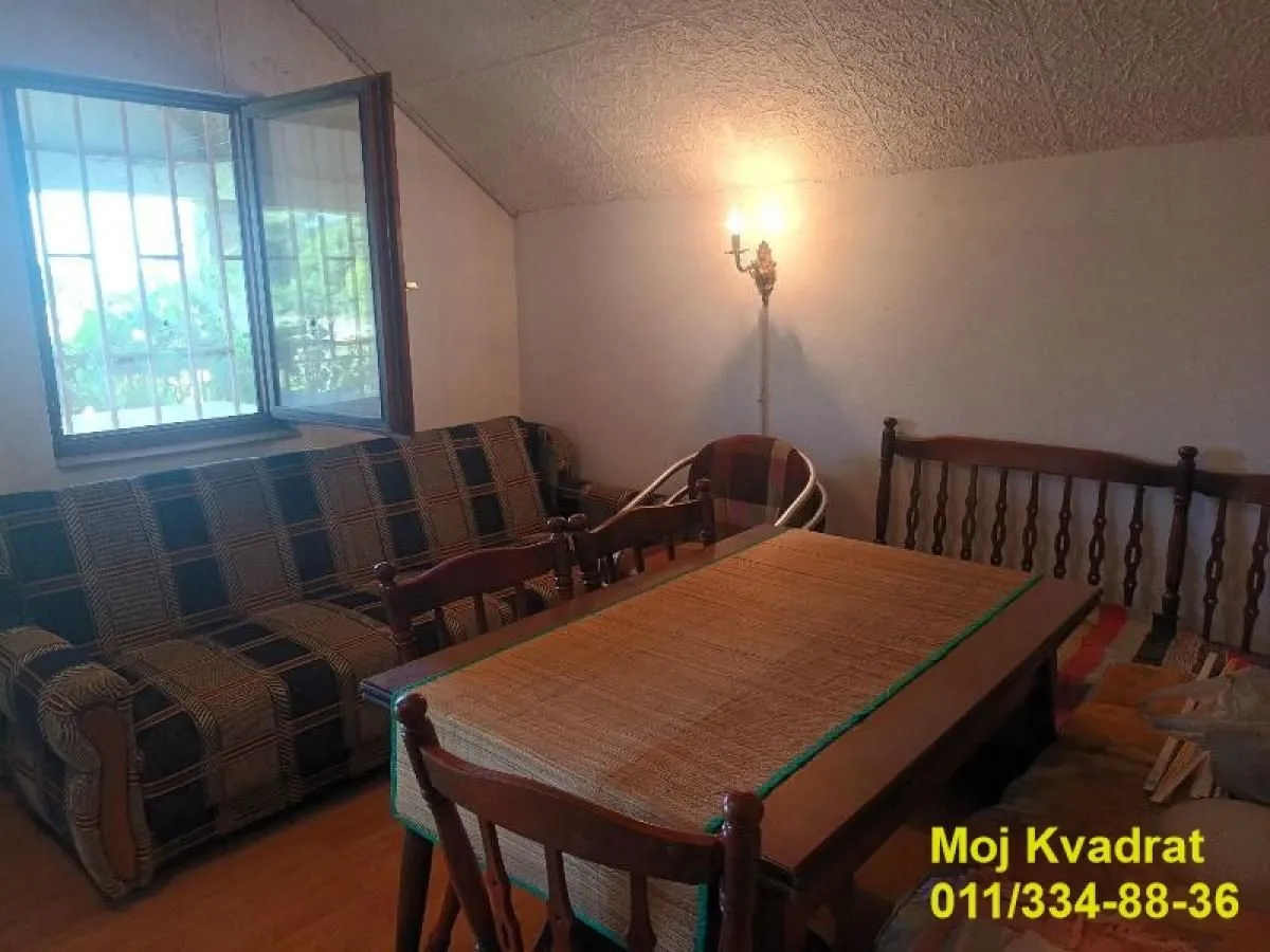 Prodaja, kuća, 260m², Srebrno jezero, Veliko Gradište