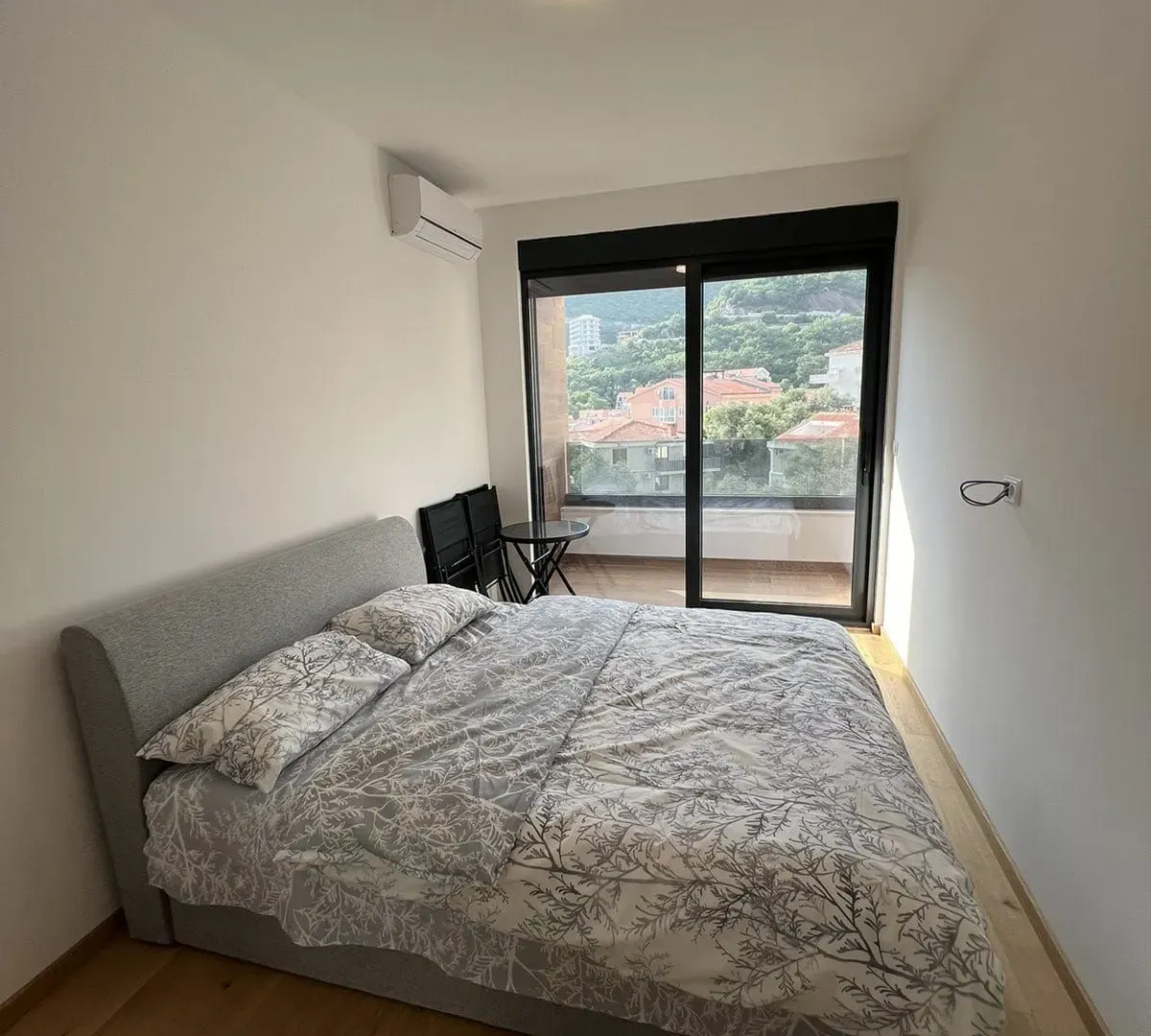 Sale, two bedroom apartment, 65m², Bečići, Budva