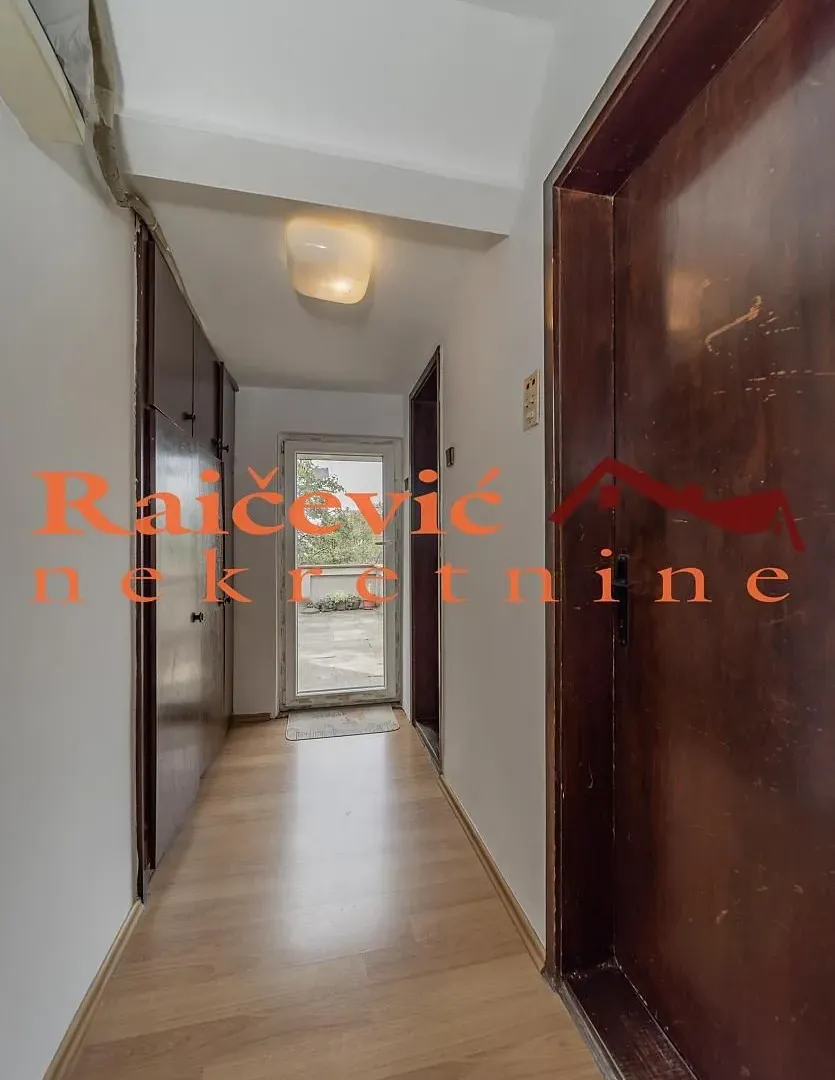 Prodaja, trosoban stan, 96m², Savski Venac, Beograd