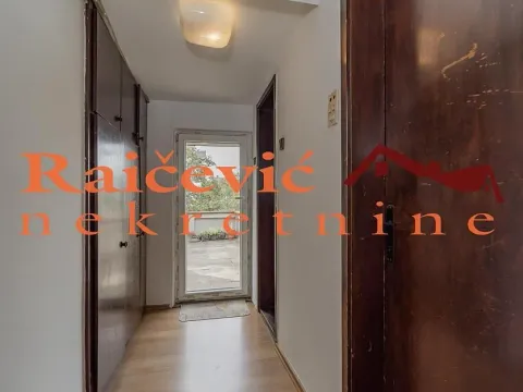 Sale, three bedroom apartment, 96m², Savski Venac, Beograd - image 12