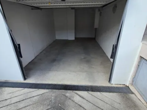 Rent, parking/garage, 19m², Grbavica, Novi Sad Sve Podlokacije - image 2