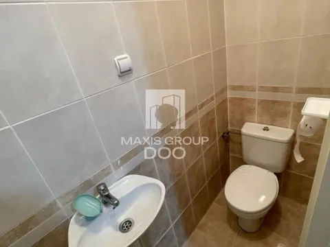 Izdavanje, četvorosoban stan, 75m², Savski Venac, Beograd - image 8