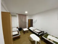 Izdavanje, petosoban stan, 150m², Centar, Budva - image 3