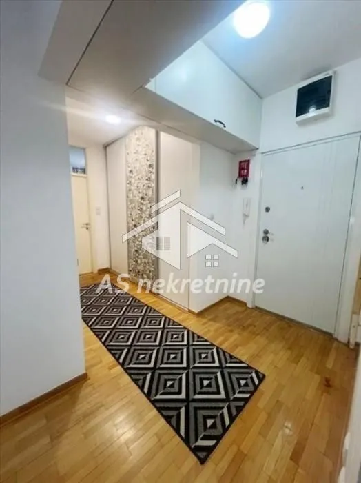 Rent, two bedroom apartment, 68m², Novi Beograd Blok 72, Novi Beograd Sve Podlokacije