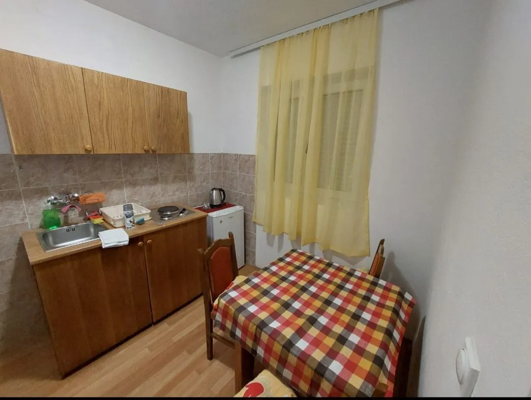 Izdavanje, stan, 42m², Budva, Crna Gora