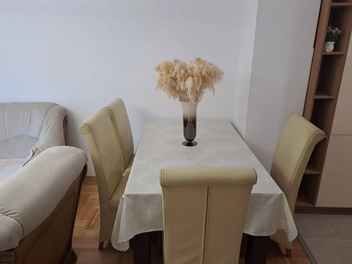Prodaja, dvosoban stan, 72m², Dubovica, Budva