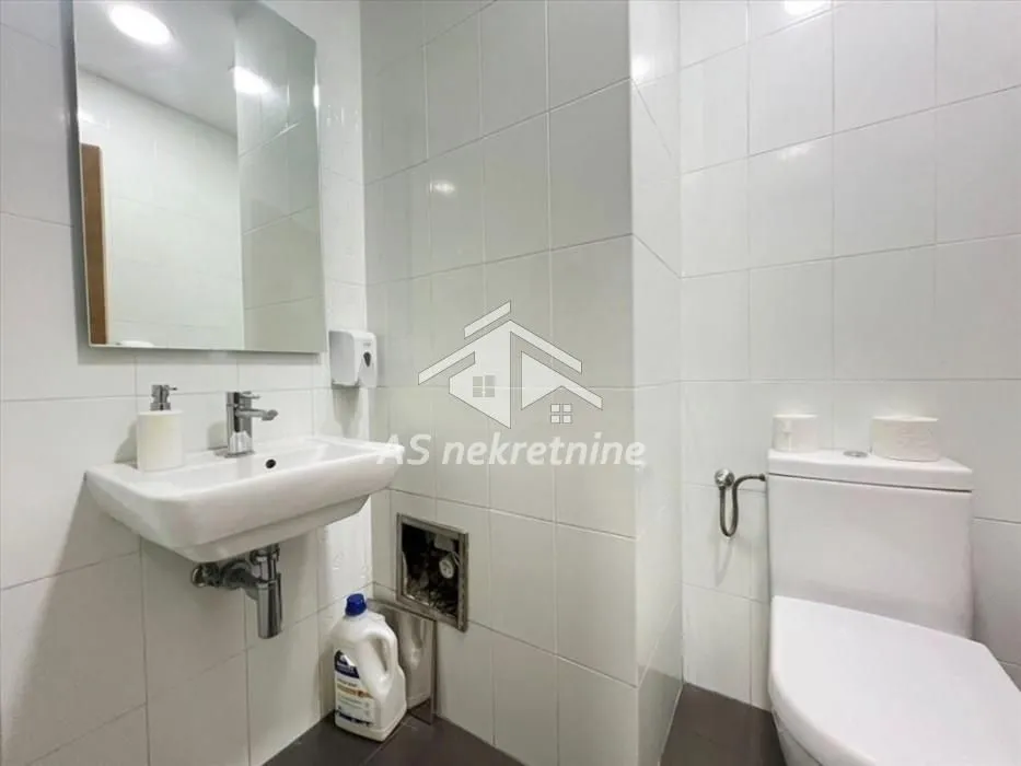 Rent, office space, 198m², Novi Beograd Sve Podlokacije, Beograd