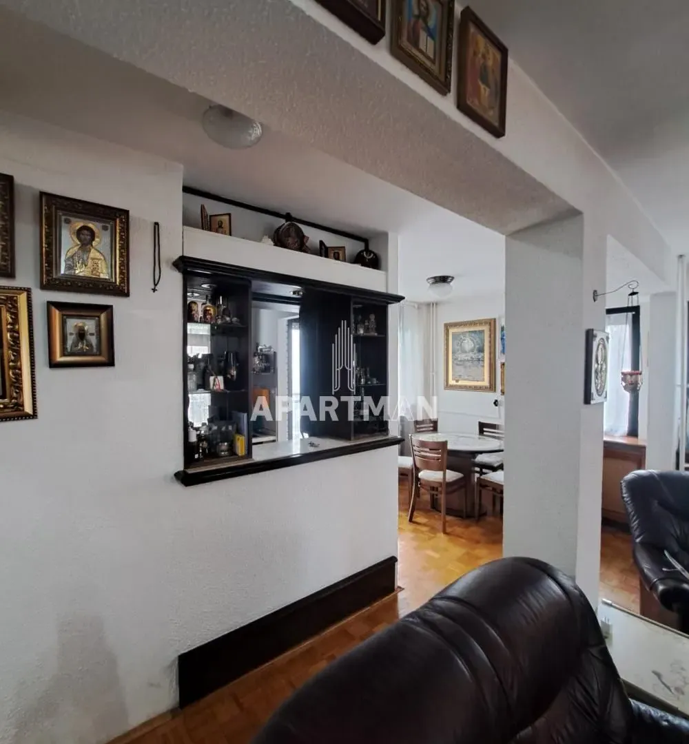 Sale, four bedroom apartment, 109m², Vračar Sve Podlokacije, Beograd