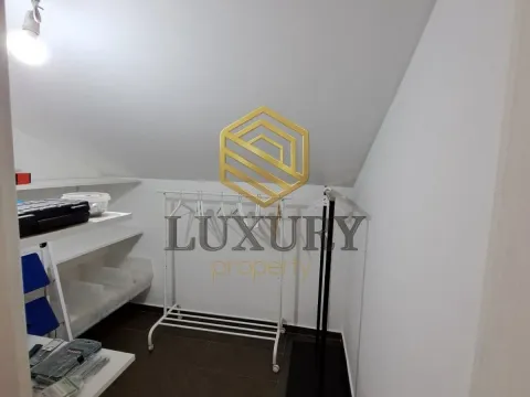 Rent, one bedroom apartment, 80m², Ljubović, Podgorica - image 10