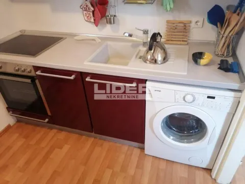 Rent, three bedroom apartment, 78m², Stari Grad, Beograd - image 7