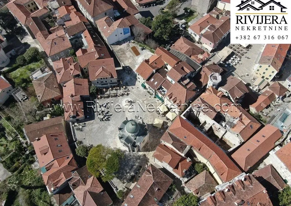 Sale, two bedroom apartment, 106m², Centar, Herceg Novi