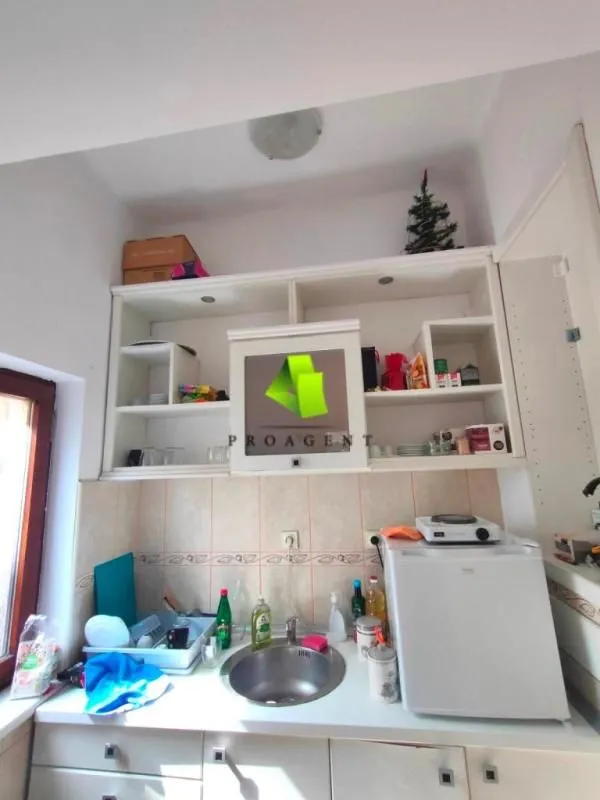 Sale, office space, 92m², Medijana, Niš