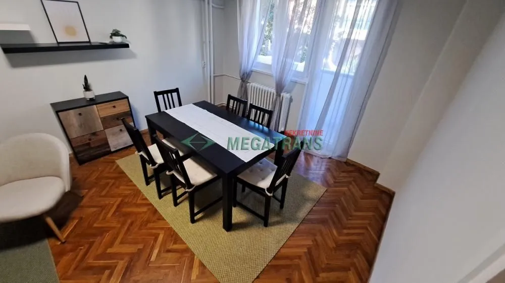 Izdavanje, dvosoban stan, 50m², Bulevar Oslobodjenja, Novi Sad Sve Podlokacije