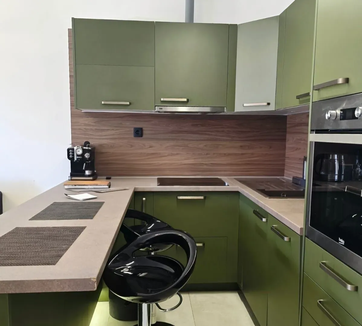Prodaja, dvosoban stan, 73m², Bečići, Budva