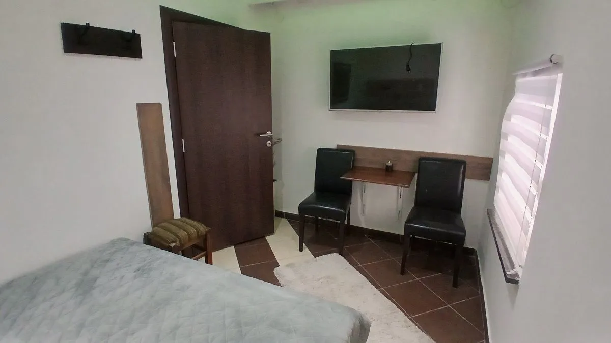 Rent, four bedroom apartment, 110m², Kalenić Pijaca, Vračar Sve Podlokacije