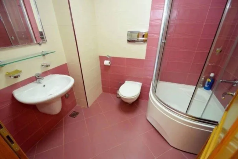 Prodaja, dvosoban stan, 72m², Đenovići, Herceg Novi