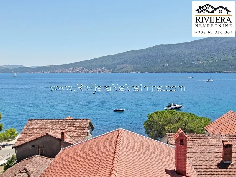 Prodaja, kuća, 200m², Baošići, Herceg Novi