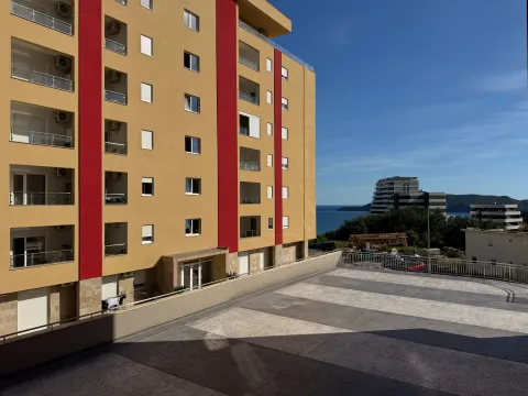 Izdavanje, jednosoban stan, 44m², Bečići, Budva - image 11