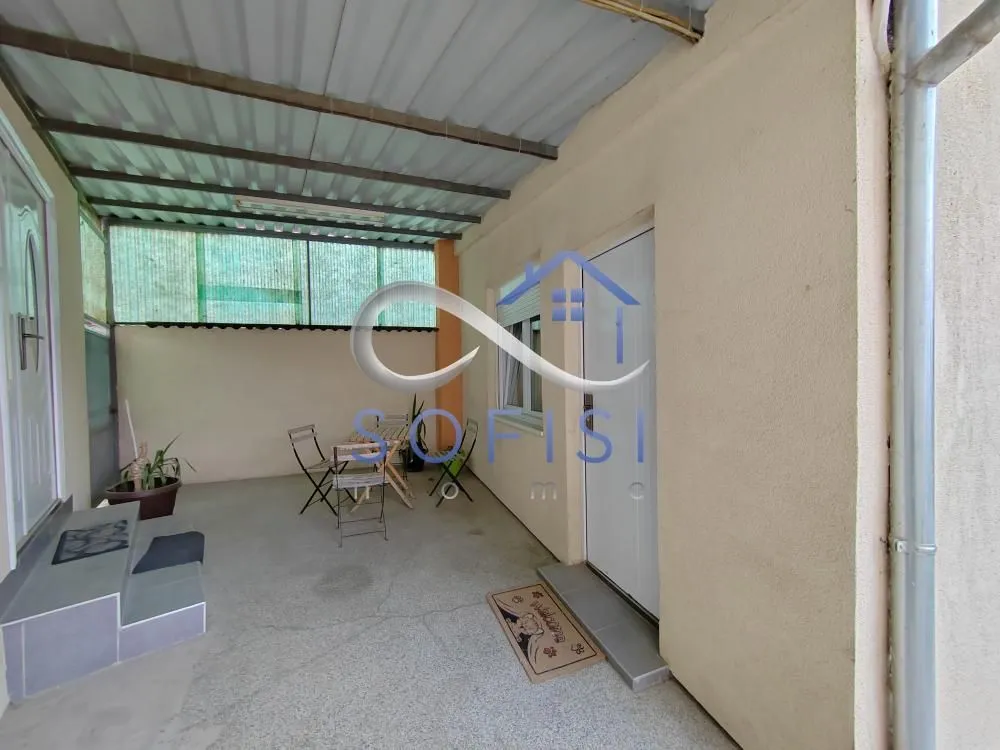 Prodaja, kuća, 189m², Salajka, Novi Sad Sve Podlokacije