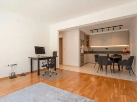 Sale, two bedroom apartment, 62m², Bečići, Budva - image 6