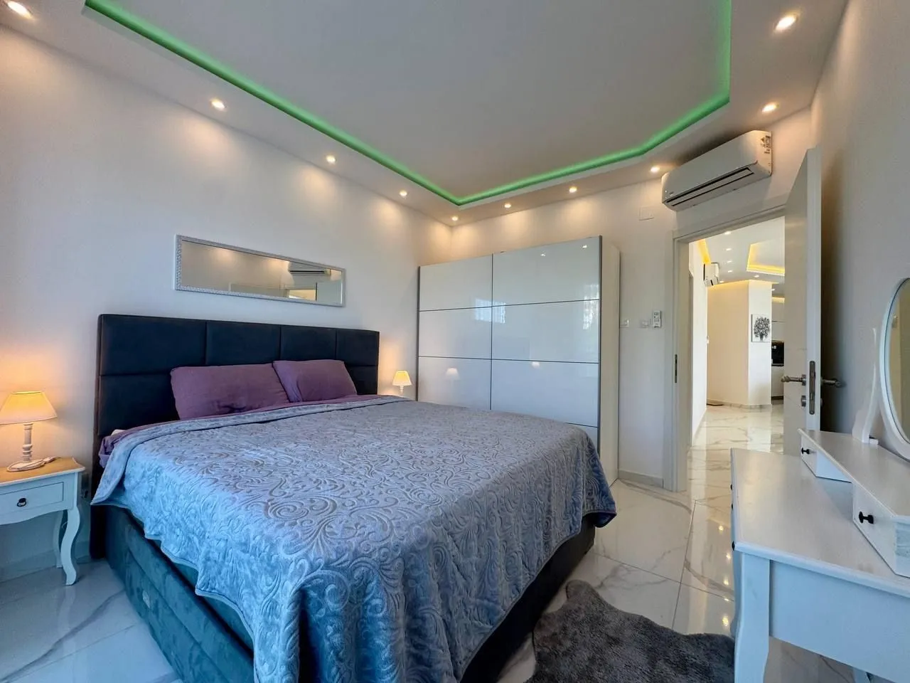 Rent, two bedroom apartment, 89m², Bečići, Budva