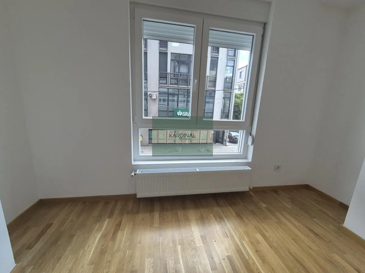 Izdavanje, dvosoban stan, 53m², Centar, Jagodina