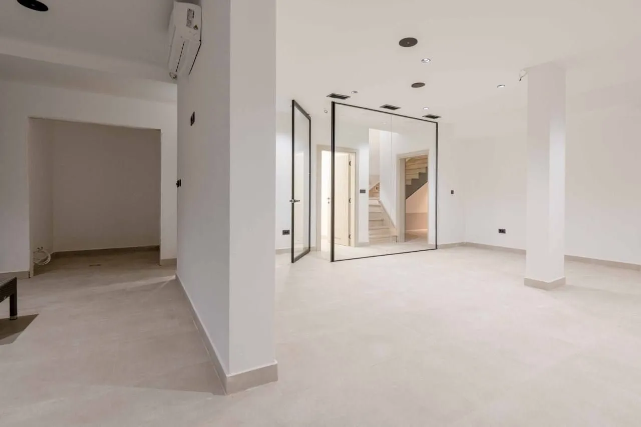 Sale, house, 240m², Kamenovo, Budva