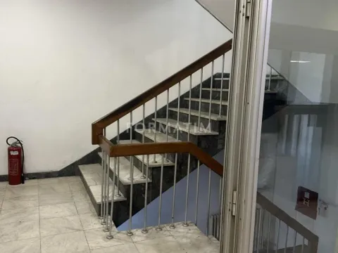 Izdavanje, poslovni prostor, 301m², Stari Grad, Beograd - image 9