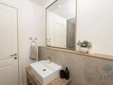 Sale, one bedroom apartment, 62m², Luštica Bay, Tivat - image 11