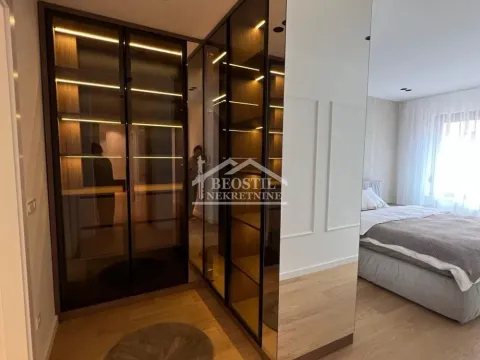Izdavanje, četvorosoban stan, 112m², Stari Grad, Beograd - image 17