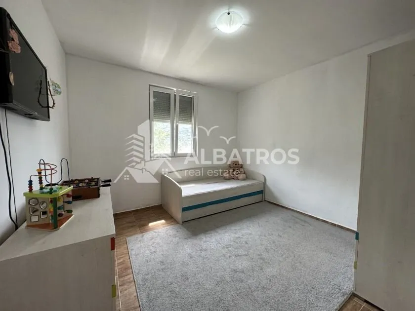 Sale, two bedroom apartment, 86m², Stari Bar, Bar