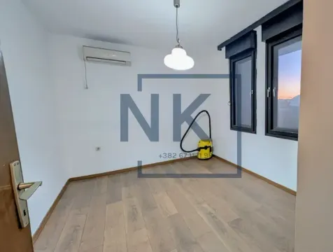 Prodaja, trosoban stan, 96m², Blok 6, Podgorica - image 6