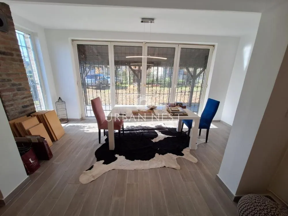 Sale, house, 282m², Sopot, Beograd