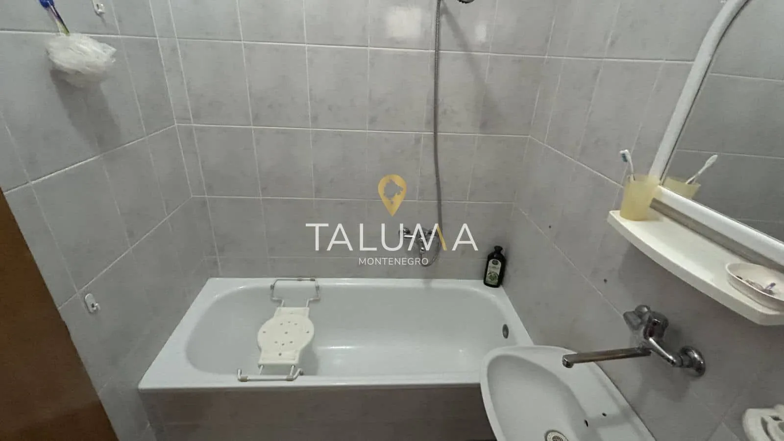 Prodaja, dvosoban stan, 53m², Masline, Podgorica