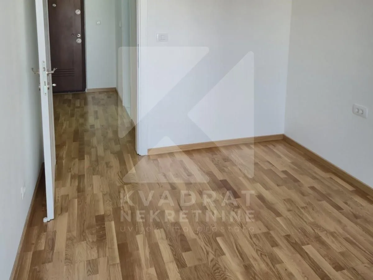 Izdavanje, jednosoban stan, 43m², Zagorič, Podgorica