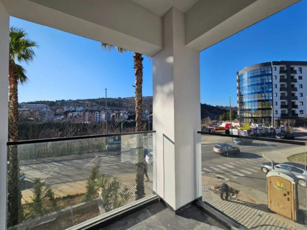 Prodaja, dvosoban stan, 71m², Vezirov Most, Podgorica