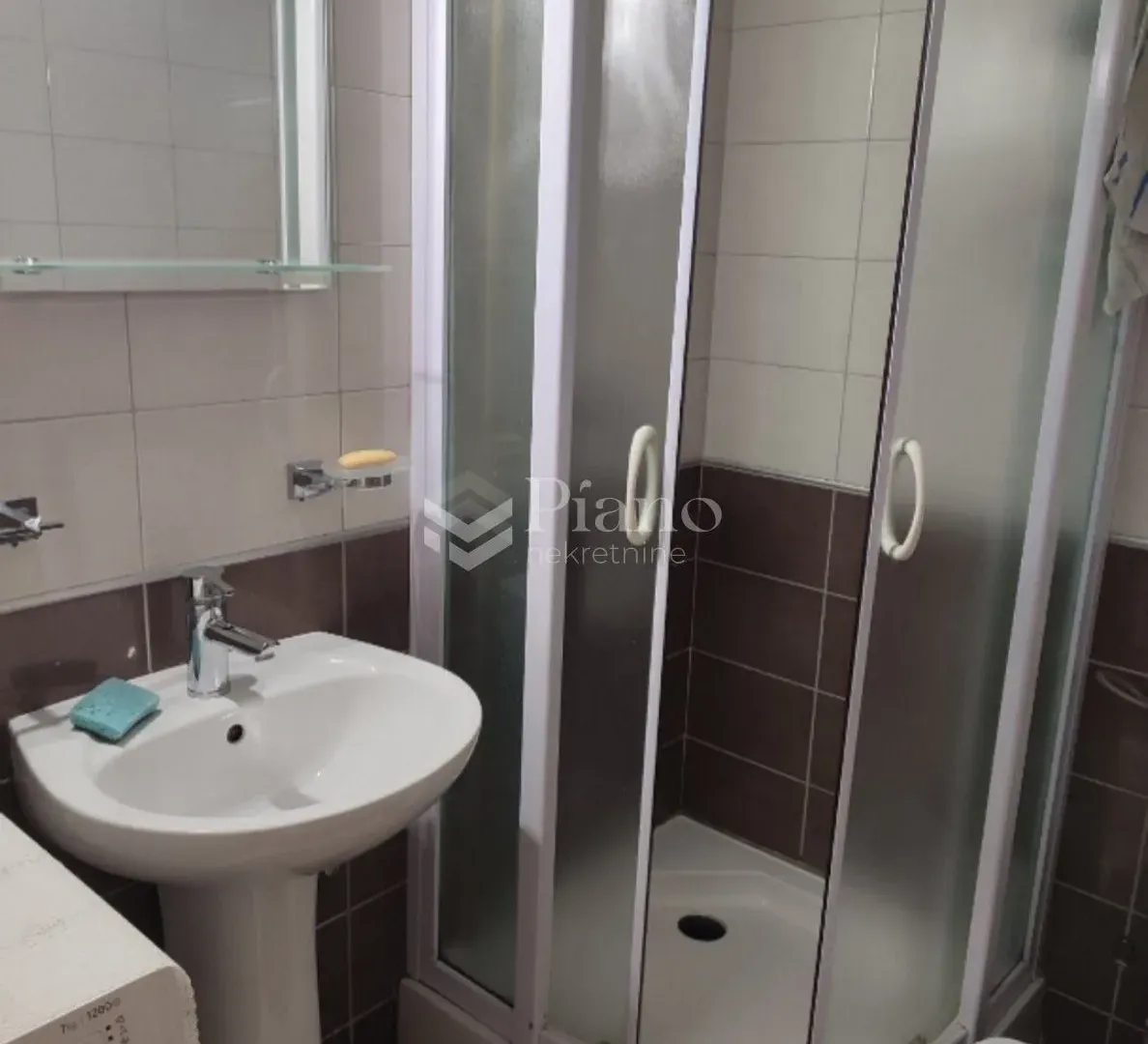 Rent, one bedroom apartment, 52m², Blok 9, Podgorica