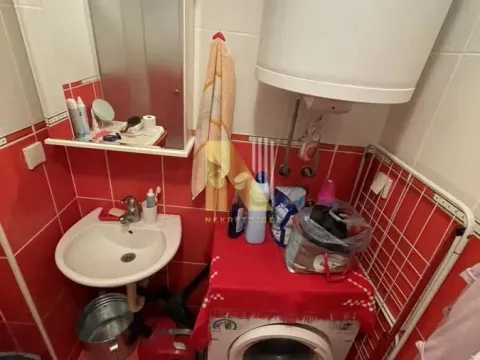 Izdavanje, garsonjera, 32m², Podbara, Novi Sad Sve Podlokacije - image 5