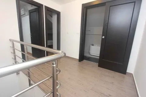 Prodaja, ugostiteljski objekat, 1000m², Budva, Crna Gora - image 19