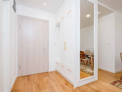 Sale, one bedroom apartment, 52m², Centar, Bar - image 8