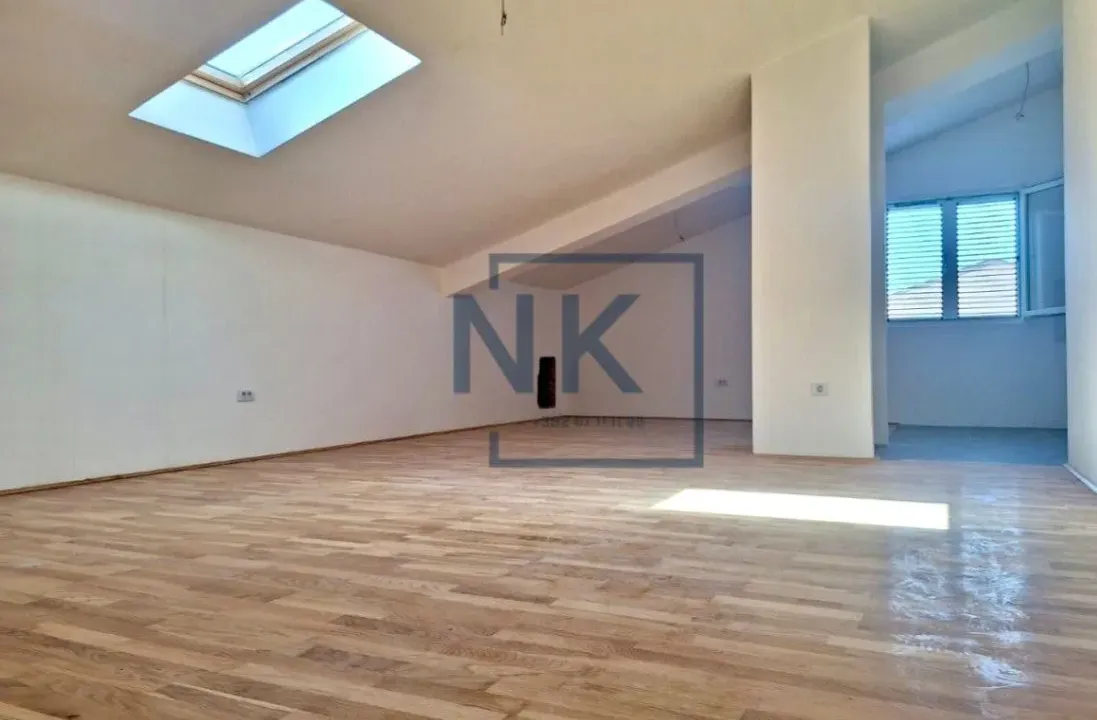 Prodaja, dvosoban stan, 74m², Stari Aerodrom, Podgorica