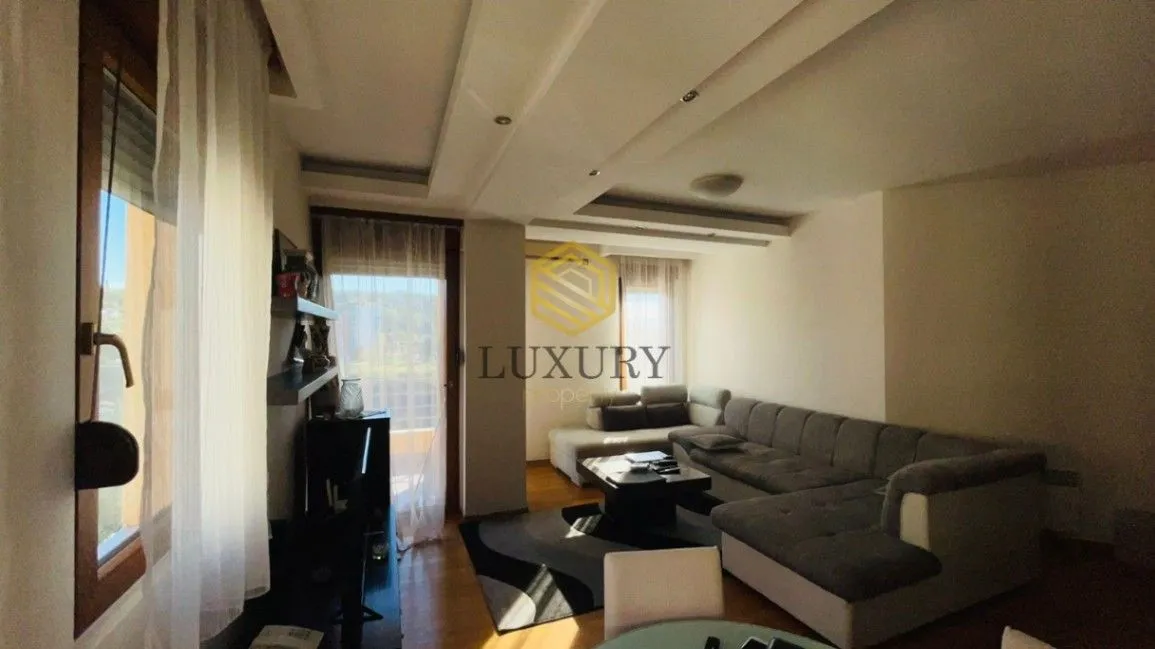 Prodaja, dvosoban stan, 73m², Preko Morače, Podgorica