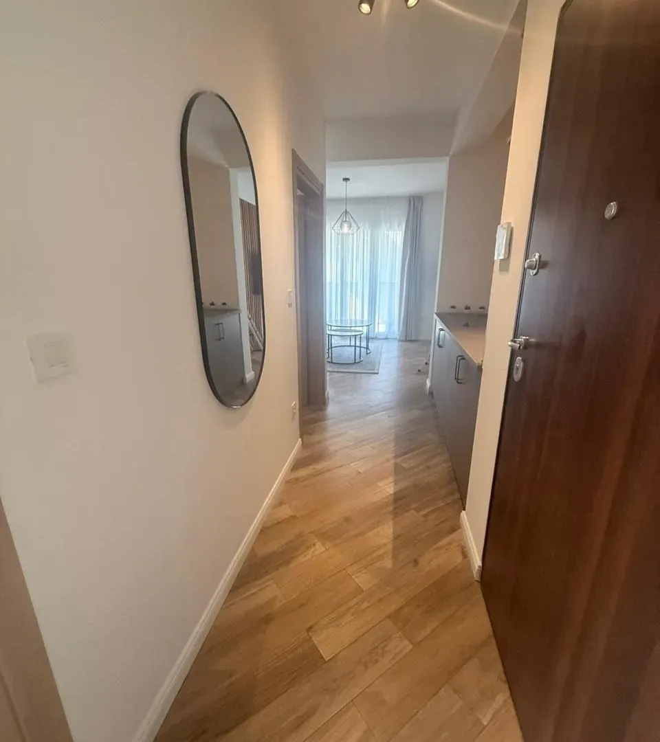 Izdavanje, dvosoban stan, 60m², Mažina, Tivat
